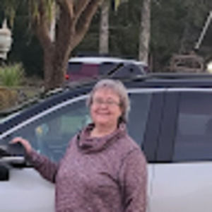 Meet your Posher, Debbie